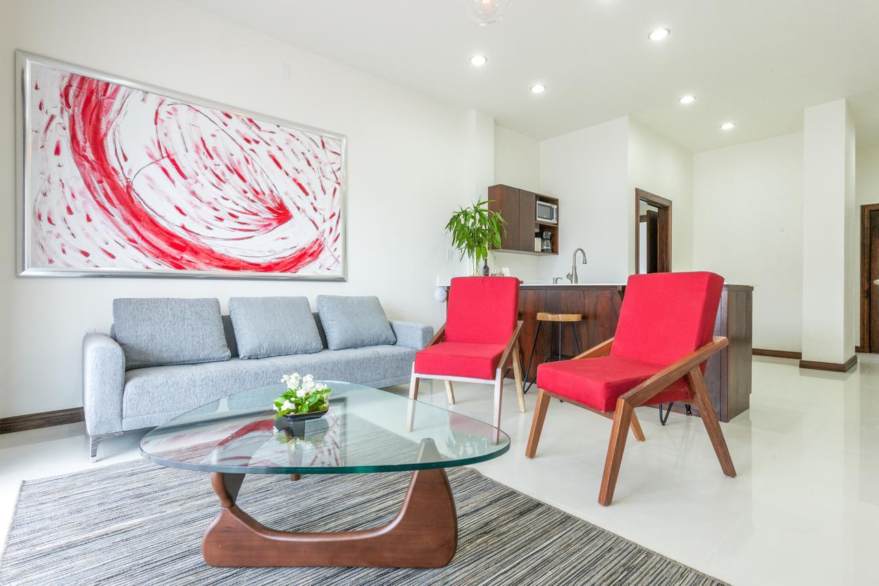 One-Bedroom Suite,608674432:JPEG